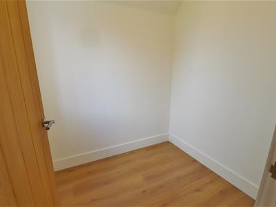 DRESSING ROOM